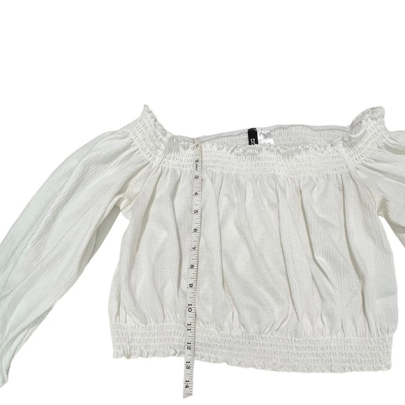 Divided white off shoulder top size Large - Picture 6 of 7